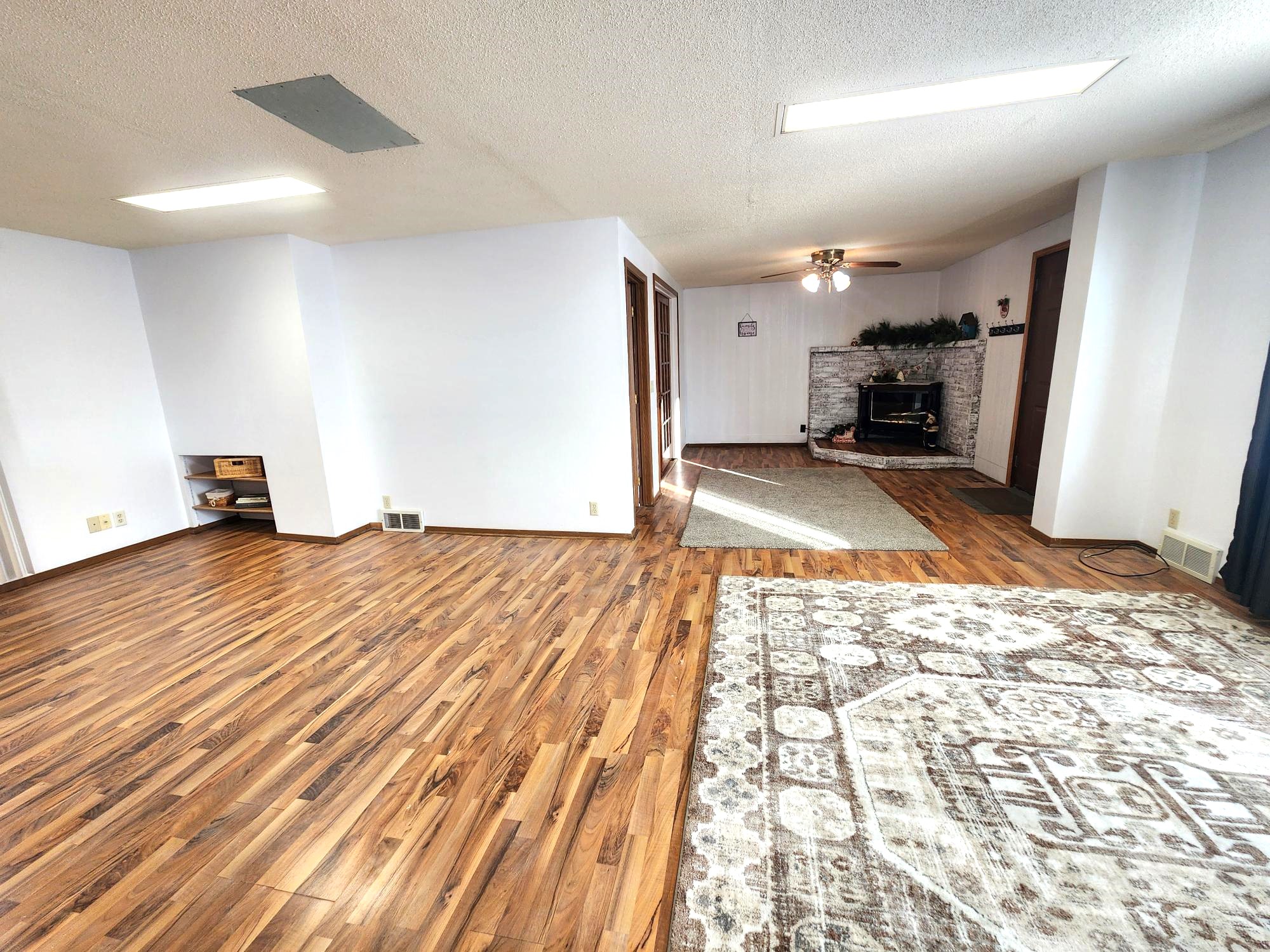 622 E 3rd St, Miller Coss Agency, Inc.