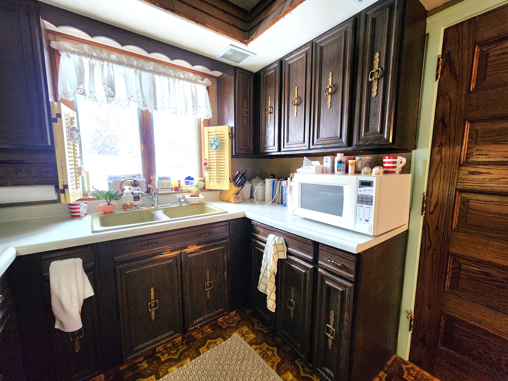 317 E 2nd St, Miller SD Coss Agency, Inc.